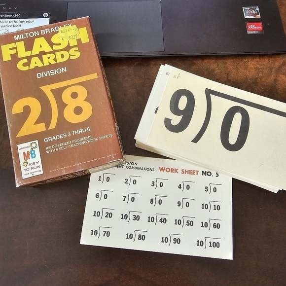 Vintage 1975 Made in USA Milton Bradley Flash Cards, Division, Grades 3 Thru 6 - Picture 12 of 12